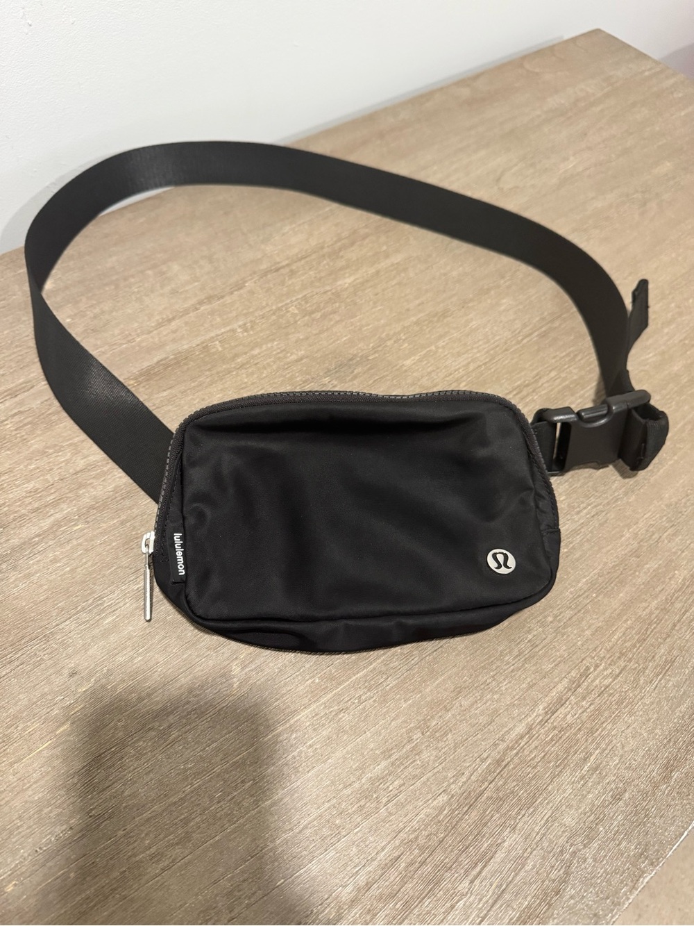 lululemon athletica Black Waist Belt Bag | Very Good Condition
